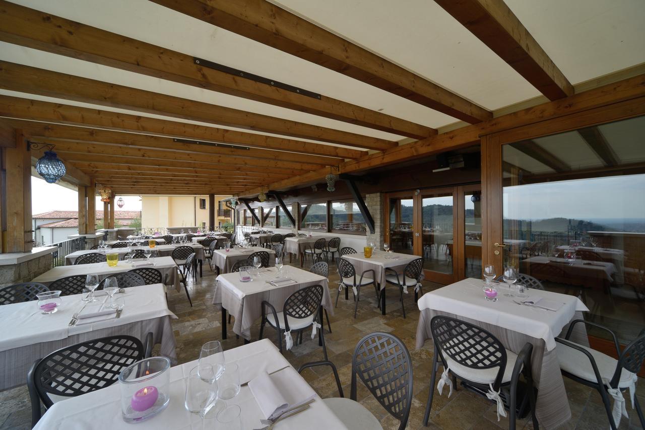 Hotel Ristorante Da Tullio Tarzo Bagian luar foto